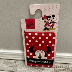 NWT Minnie passport cover